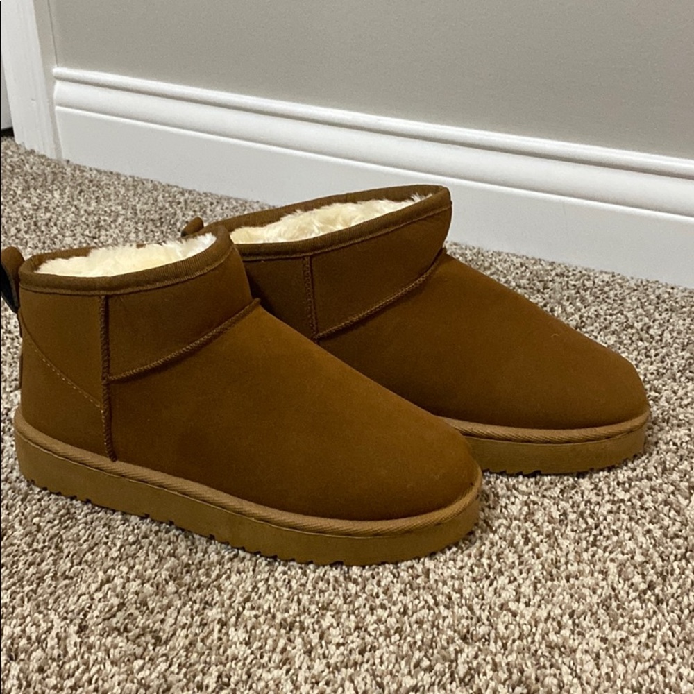 Ultra Mini Rise Boots